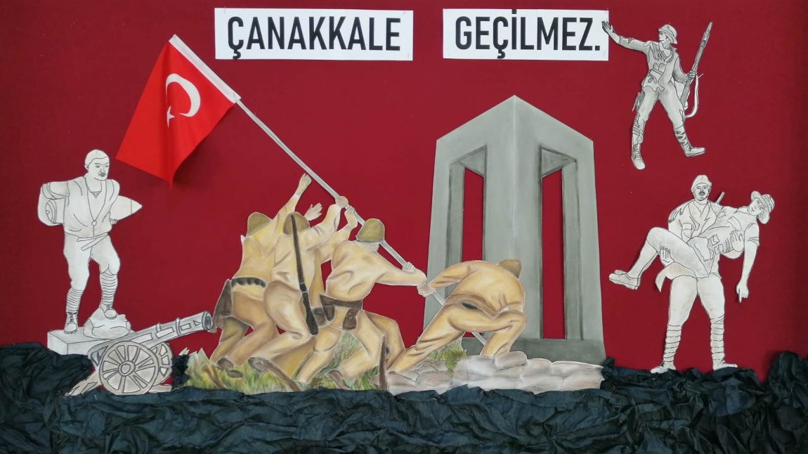 ADALET NİZAMOĞLU ANADOLU LİSESİ 18 MART 1915 ÇANAKKALE  ZAFERİ VE ŞEHİTLERİ ANMA GÜNÜNÜN 110. YILDÖNÜMÜNÜ  TÖRENLE KUTLADI.